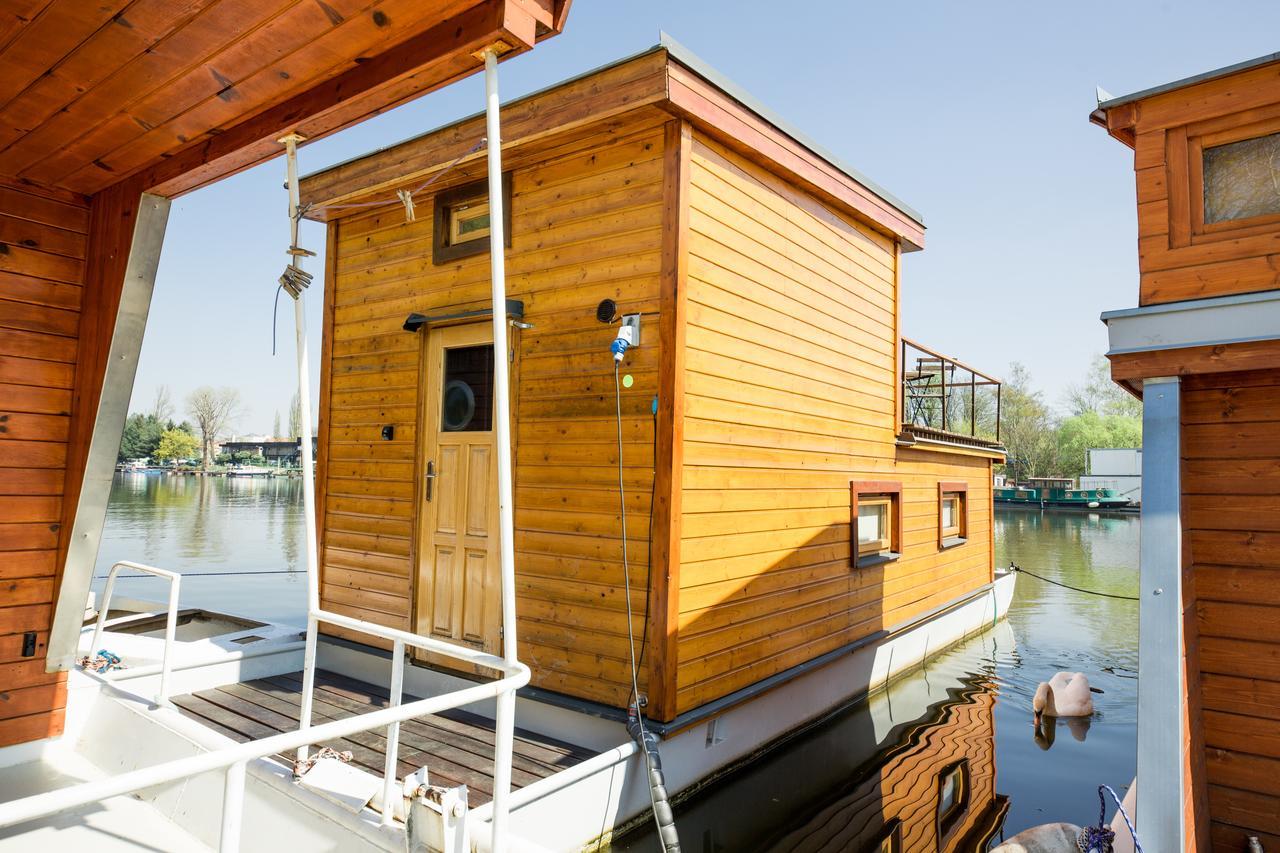 Exclusive Houseboats At Smichov Appartamento
